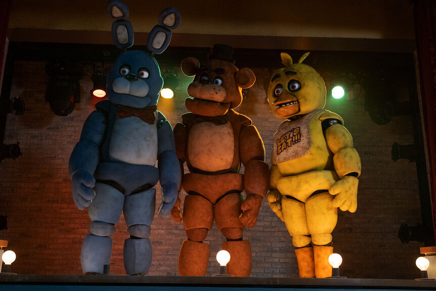 Five Nights at Fazbear's gameplay